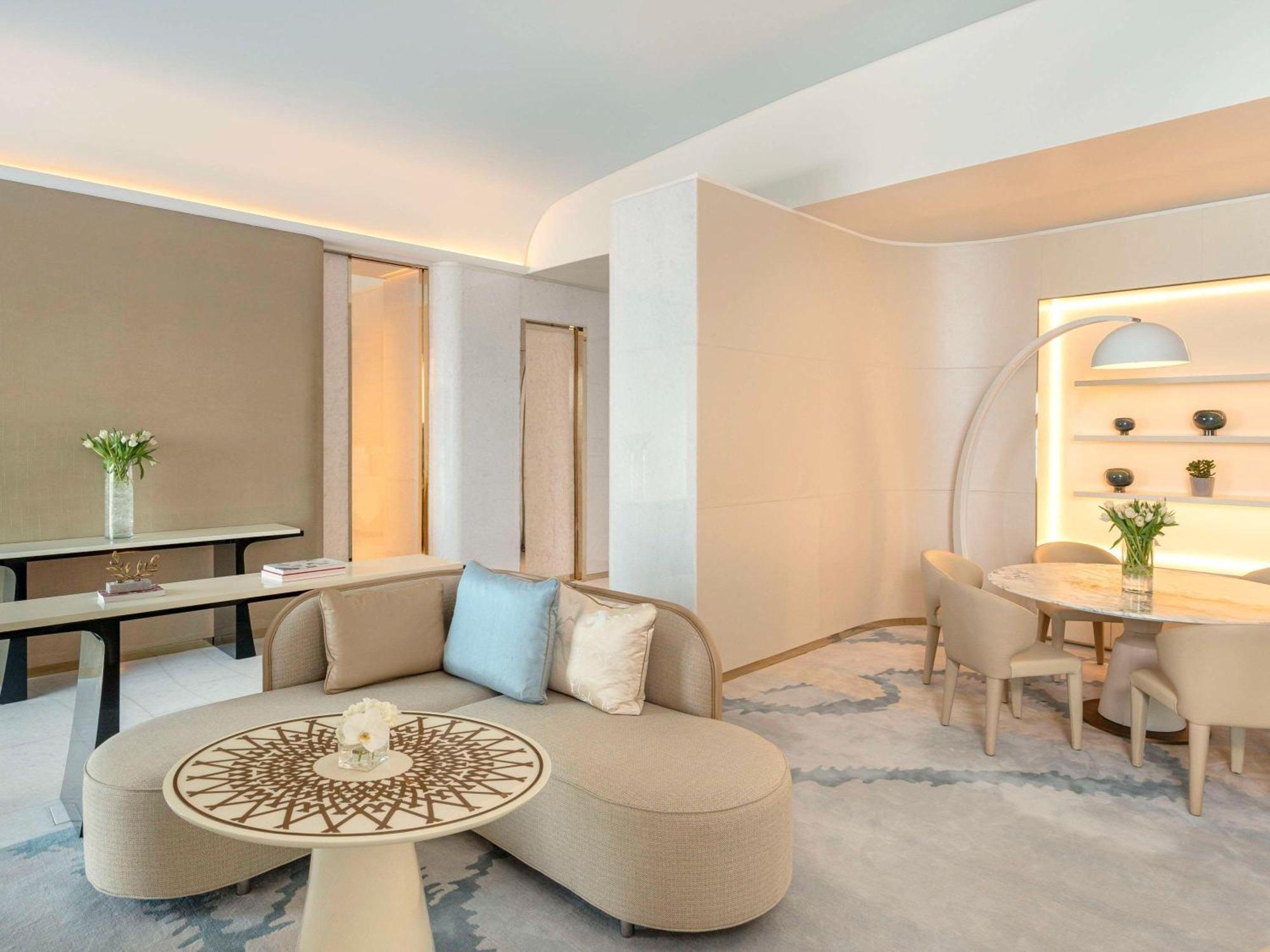 Fairmont Doha Hotel Room photo